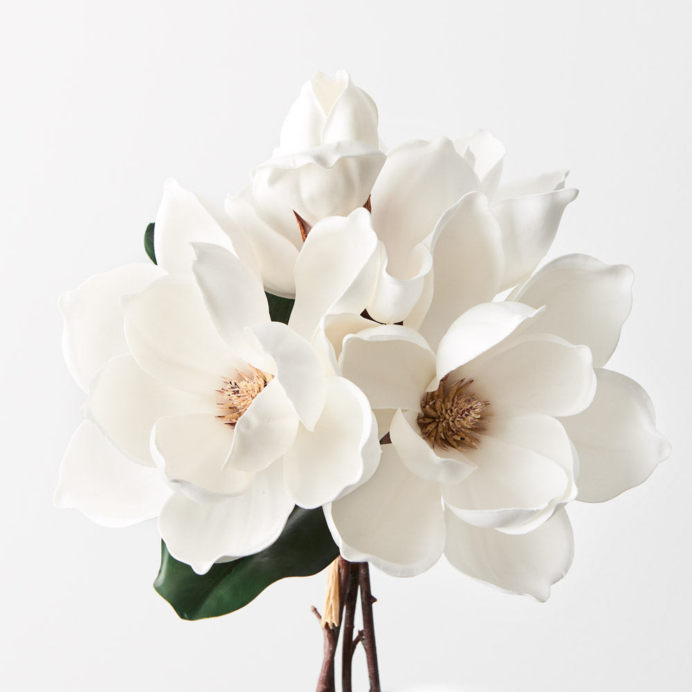 Magnolia Japanese Bouquet (4pcs)